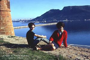 MERS EL KEBIR F ARLETTE ET MARIE FRANCE 1964